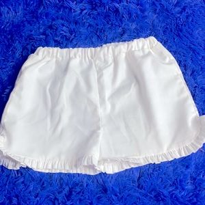 Little English White Ruffle Trim Elastic Waist Pull On Shorts Girl’s Size 10